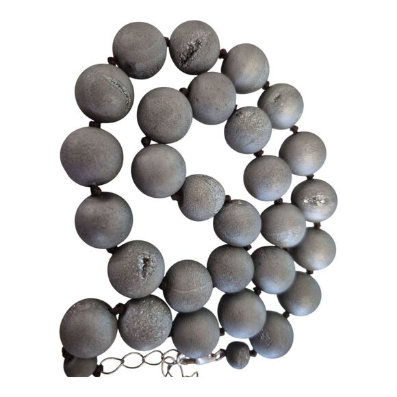 Vintage Druzy Quartz Agate Bead Necklace Hand Knotted 19" - Picture 2 of 3